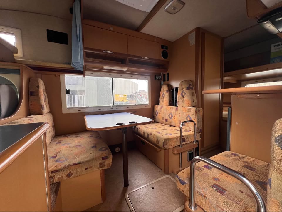 2006 Toyota Camroad Corde Bunk photo 5