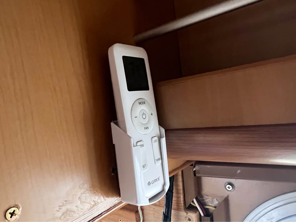 2006 Toyota Camroad Corde Bunk photo 13