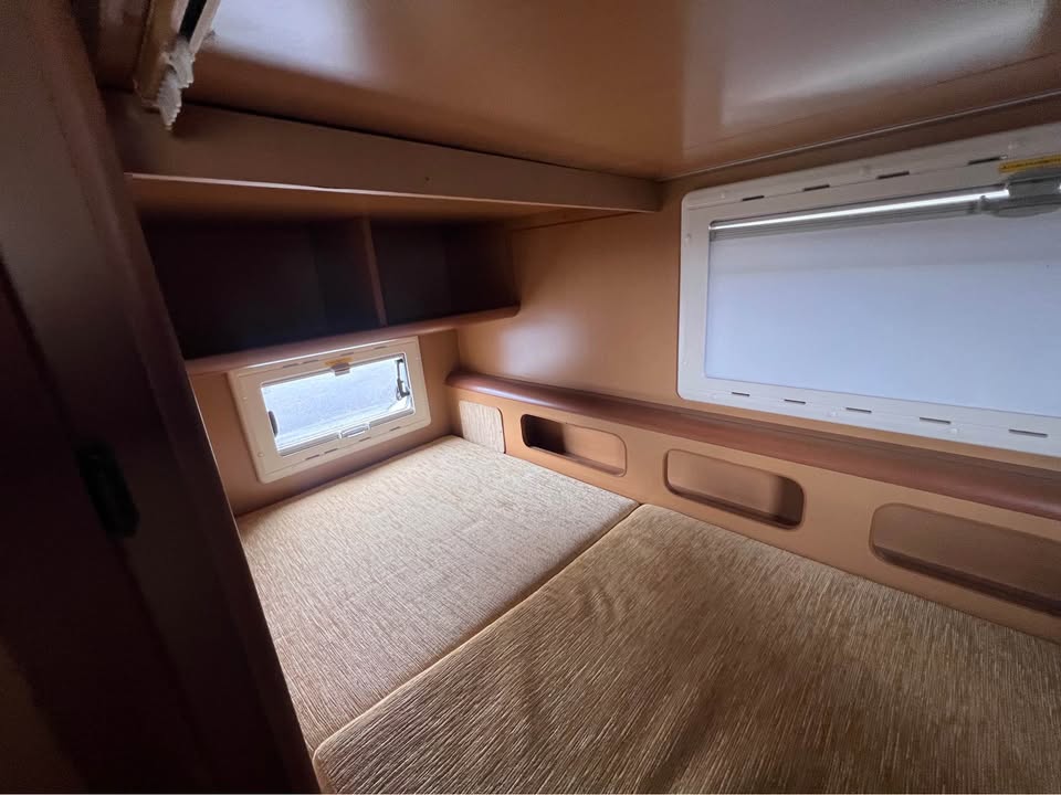 2006 Toyota Camroad Corde Bunk photo 17