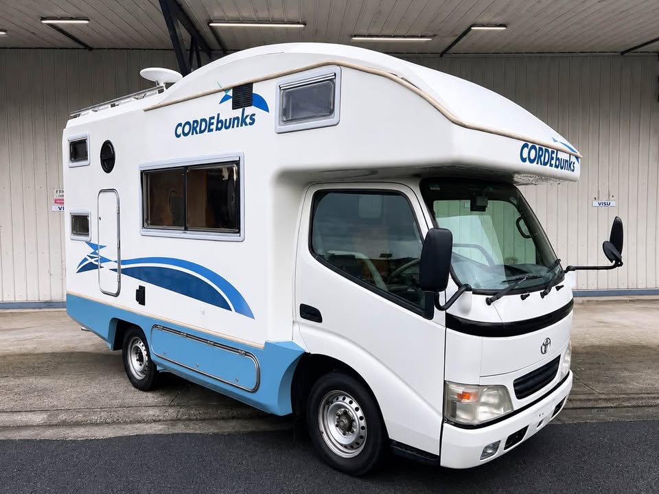 2006 Toyota Camroad Corde Bunk photo 3