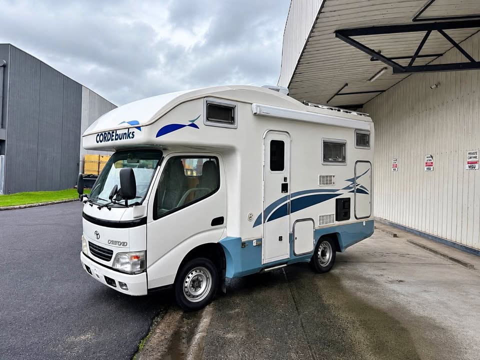 2006 Toyota Camroad Corde Bunk