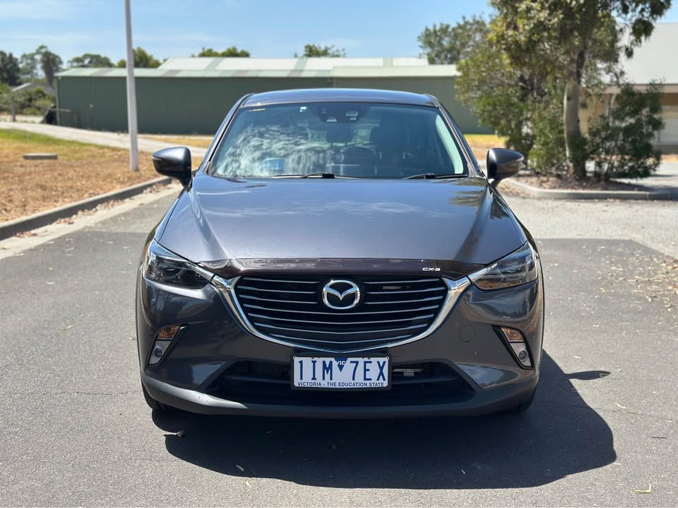 2016 Mazda CX-3 Akari photo 2