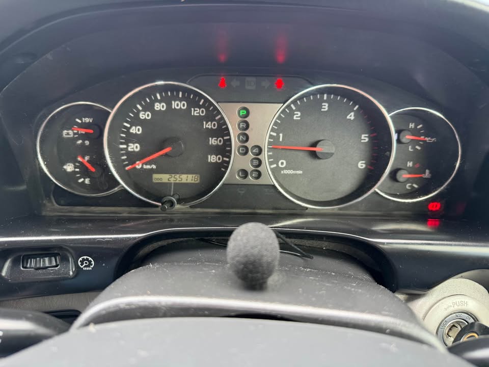 2006 Toyota Land Cruiser 100 photo 10