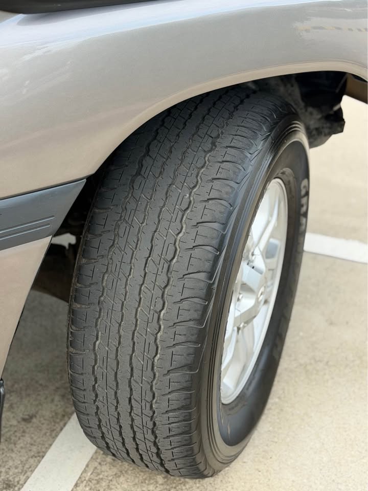 2006 Toyota Land Cruiser 100 photo 8