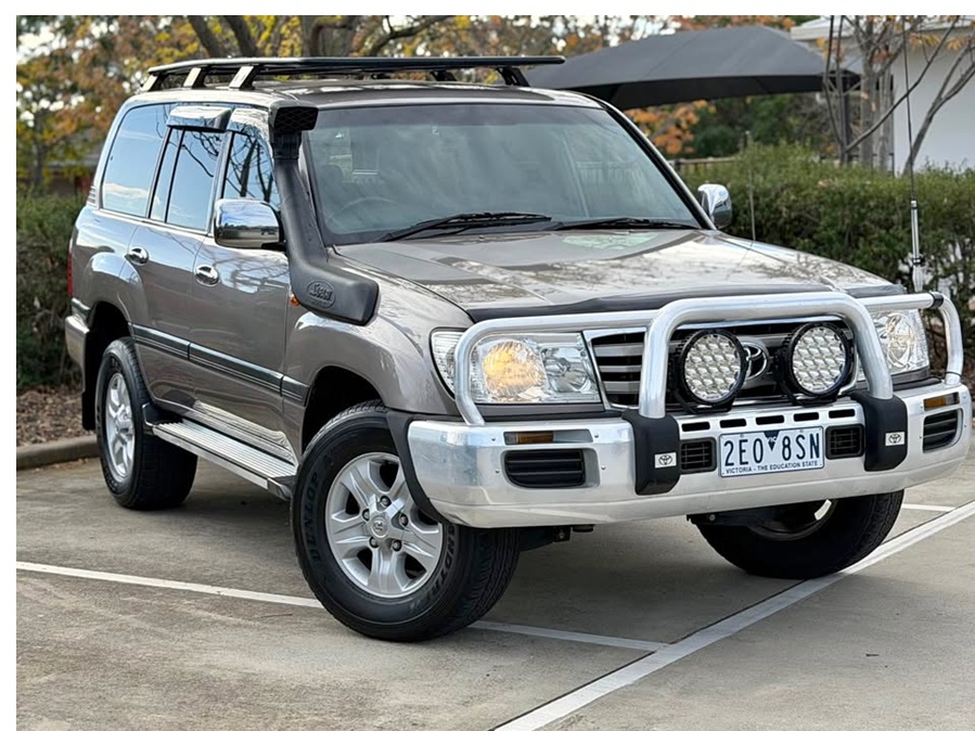 2006 Toyota Land Cruiser 100