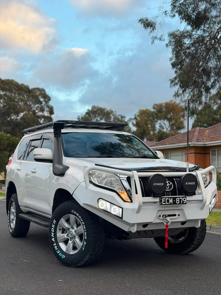 2013 Toyota Landcruiser Prado gxl photo 5