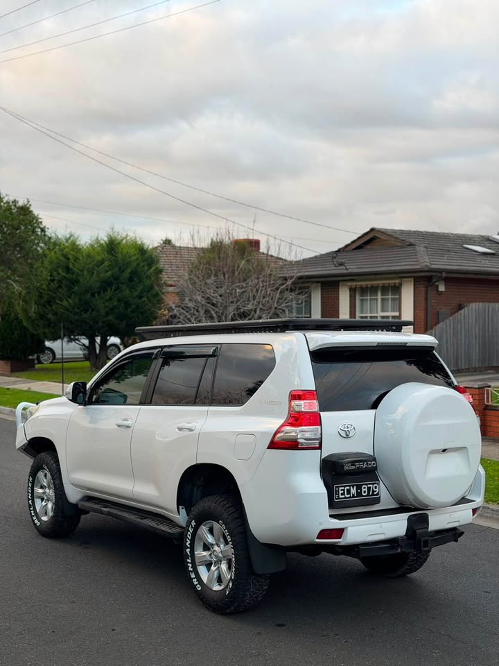 2013 Toyota Landcruiser Prado gxl photo 7