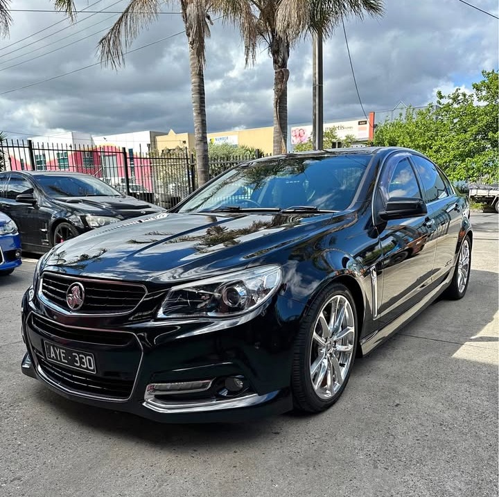2013 VF Holden SSV Redline photo 15