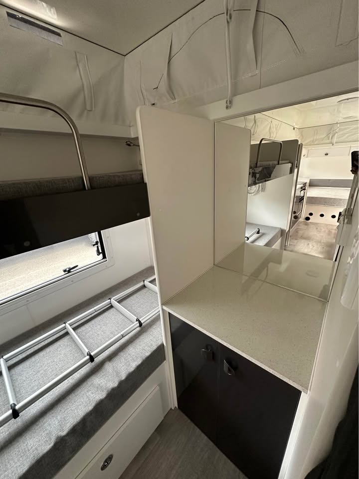 2021 New Age Caravan road owl photo 11