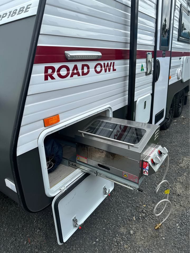 2021 New Age Caravan road owl photo 2