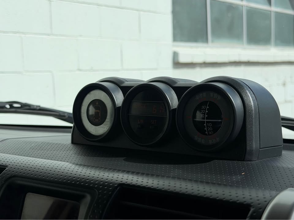 2014 Toyota FJ Cruiser photo 18
